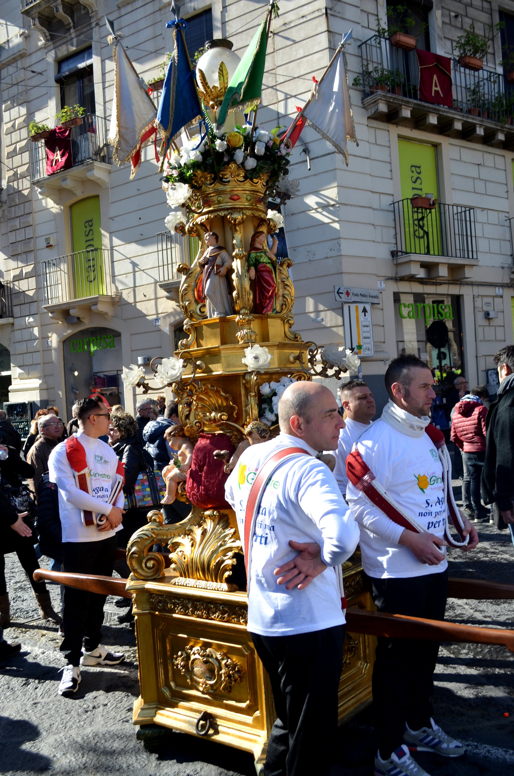 Conoscete tutte le 12 candelore? Festa